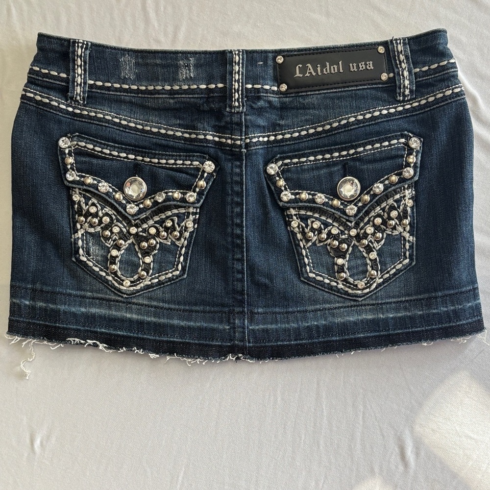 L.A. Idol Embellished Denim Mini Skirt - Dark Blue tagged SIZE MEDIUM WMNS